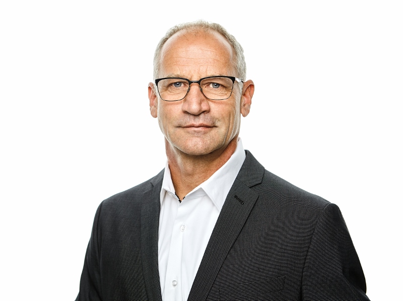 kurt schnepper_low